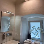 Casa La Torretta 아파트 *